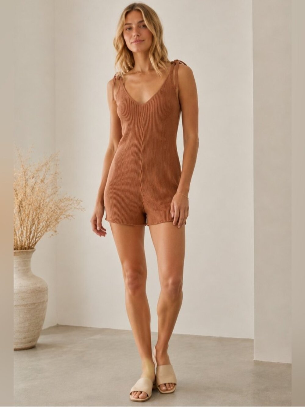 Jackson Rowe Beige Ribbed Knit Short Romper Sleeveless Loungewear Stretch small